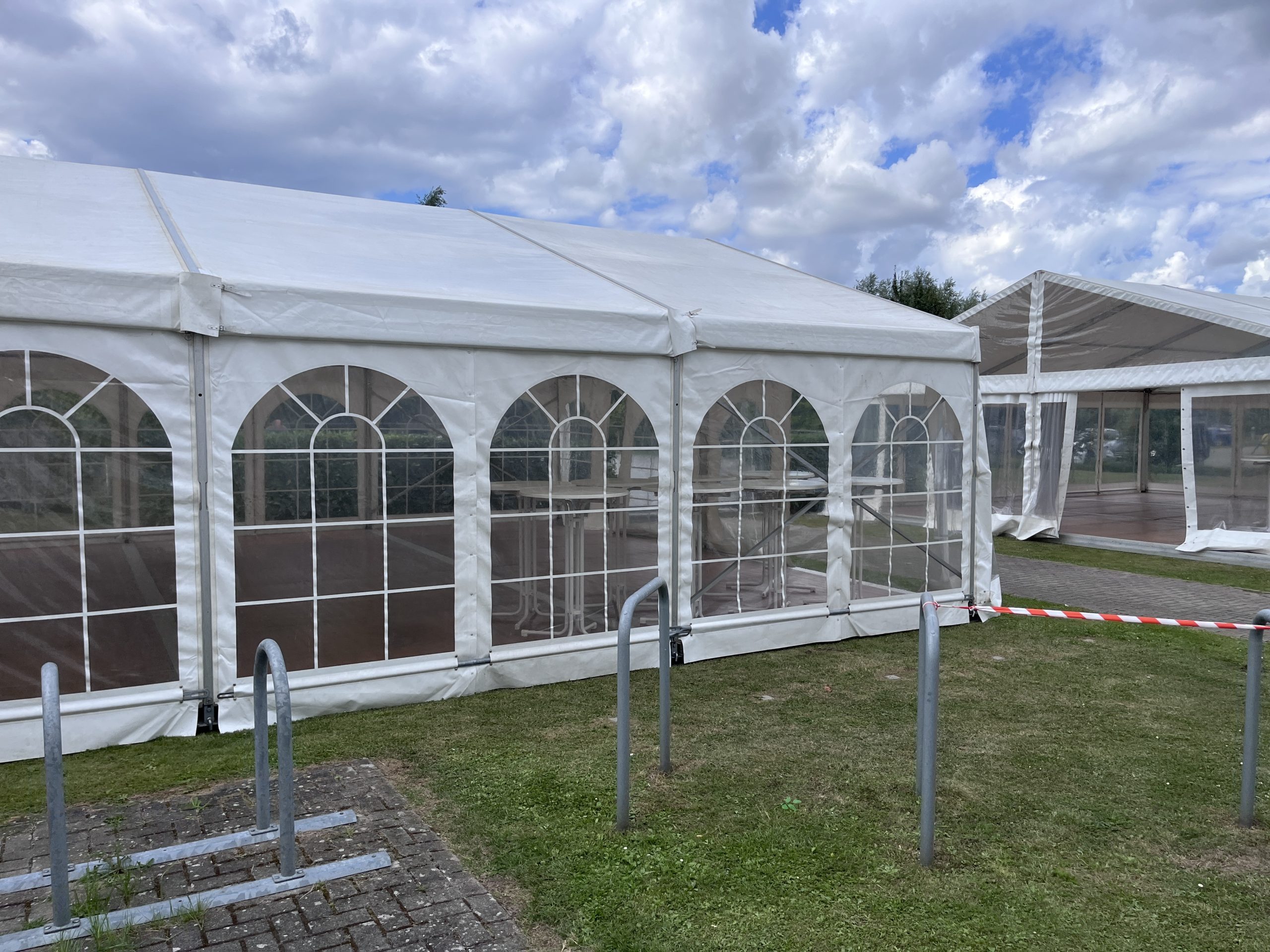 Festzelt 8x6m mit Kassettenboden – Bild 6
